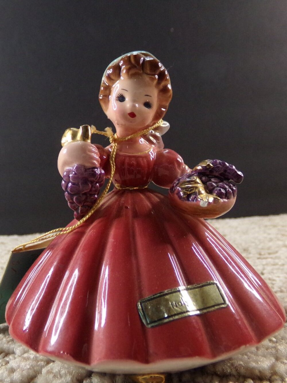 Vintage Josef Originals International Italy Lady Girl Figurine Basket Grapes